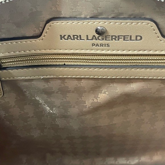 Karl Lagerfeld White Tote with heart accessory, NWT - Picture 12 of 15
